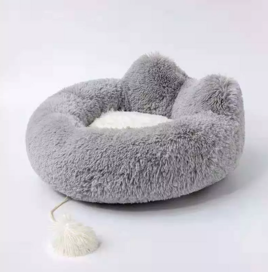 Cozy Plush Pet Bed – Ultra-Soft & Machine Washable!